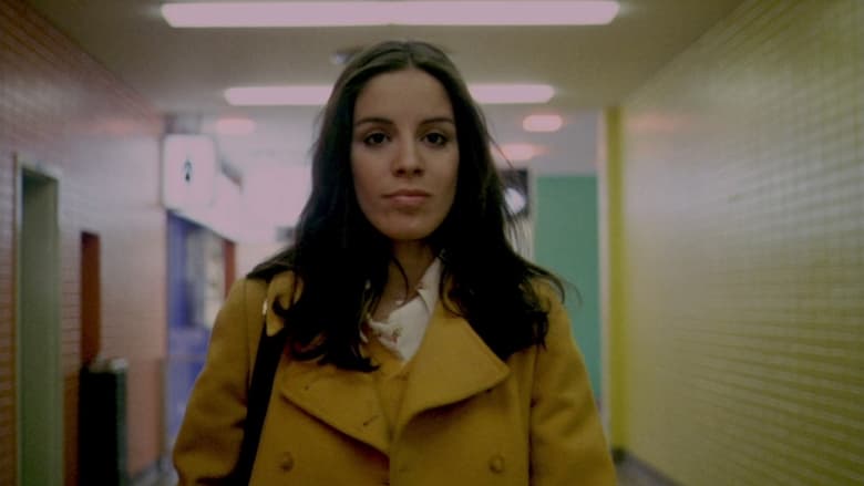 кадр из фильма Gina