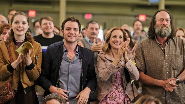 кадр из фильма CODA: Ребенок глухих родителей