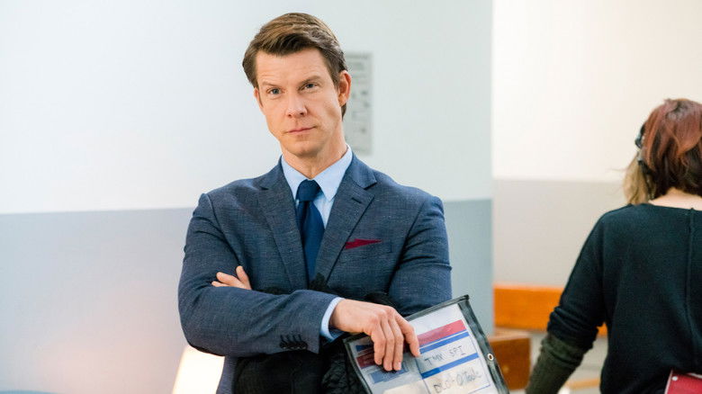 кадр из фильма Подписано, запечатано, доставлено: От всего сердца