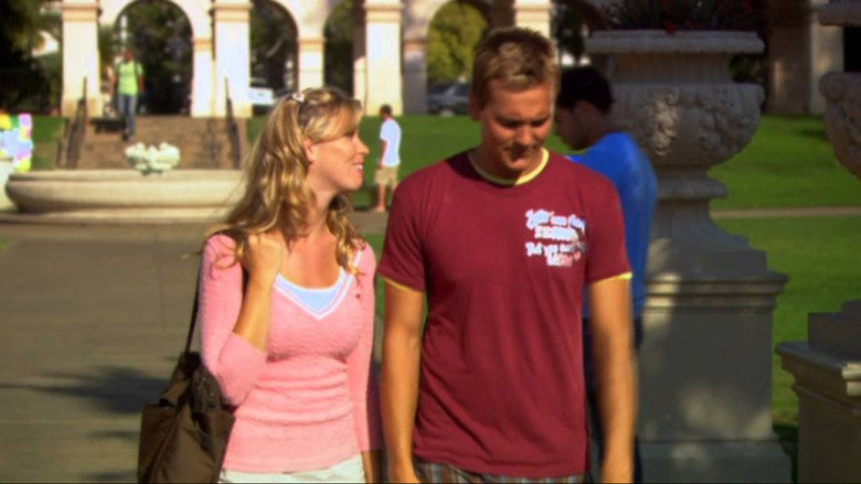 кадр из фильма В лунку