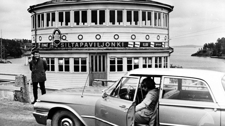 кадр из фильма Полный вперед