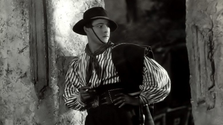 кадр из фильма Святой дьявол