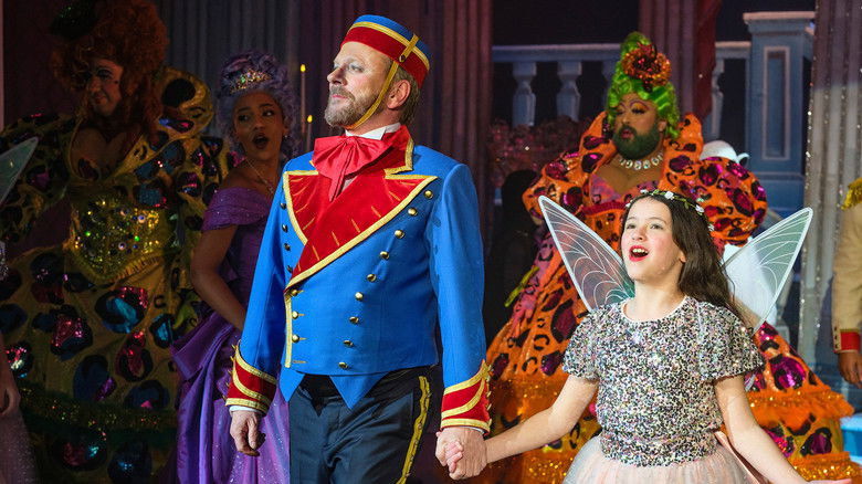 кадр из фильма Звезда не того масштаба