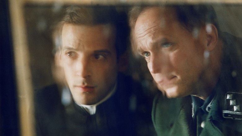 кадр из фильма Аминь