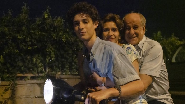 кадр из фильма Рука Бога