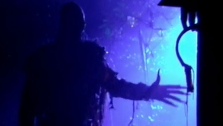 кадр из фильма Dark Walker