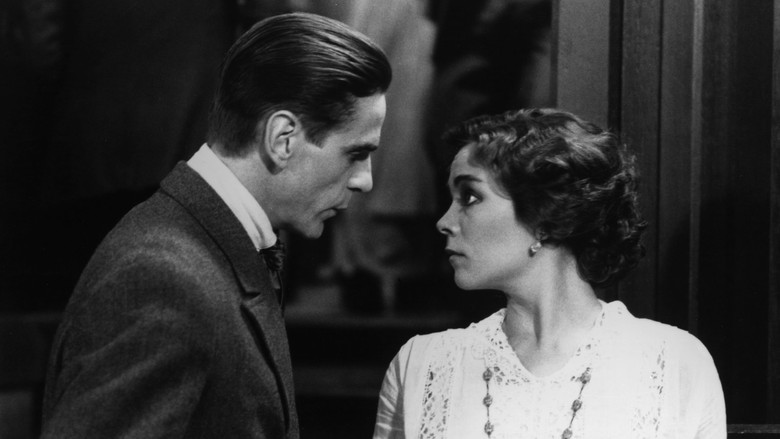 кадр из фильма Кафка