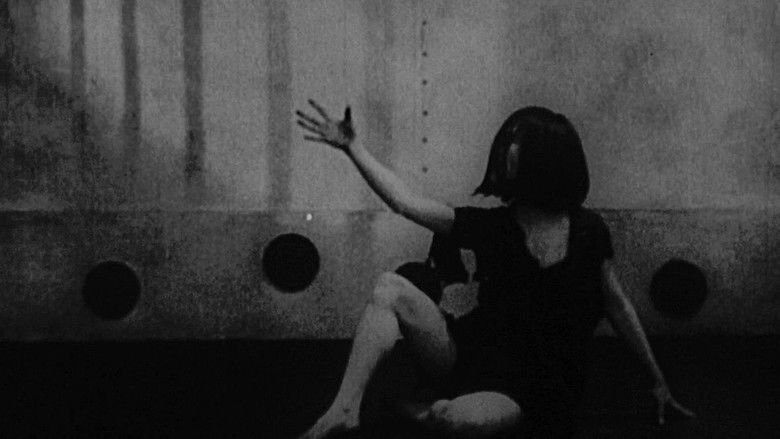 кадр из фильма Страница безумия