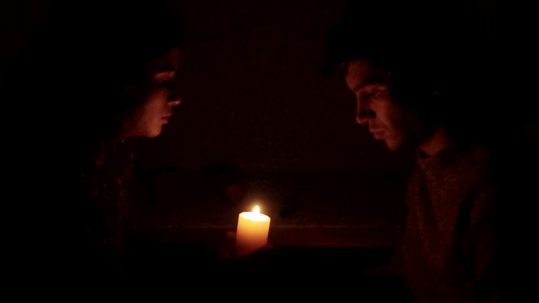 кадр из фильма NO DEBÍ HABER VENIDO