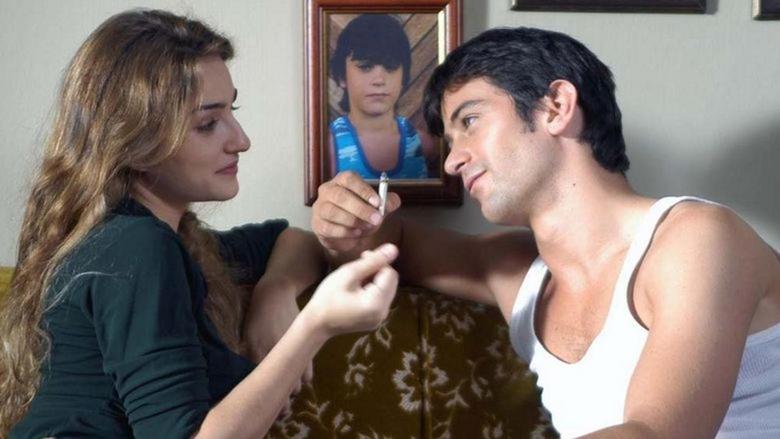 кадр из фильма שושלת שוורץ