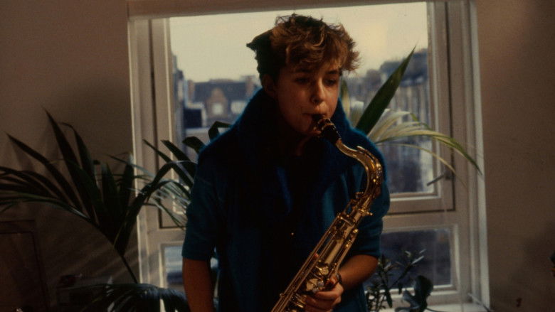 кадр из фильма Crystal Gazing