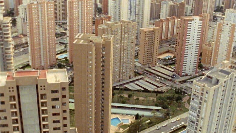 кадр из фильма Sueñan los androides