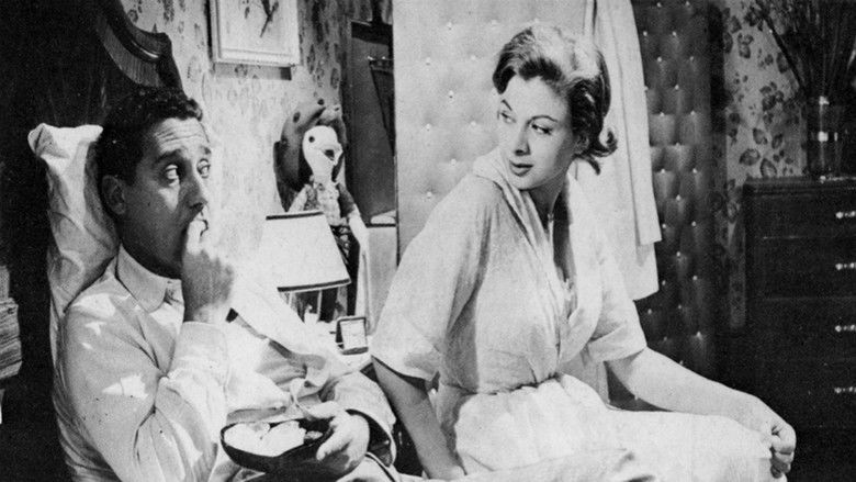 кадр из фильма Холостяк