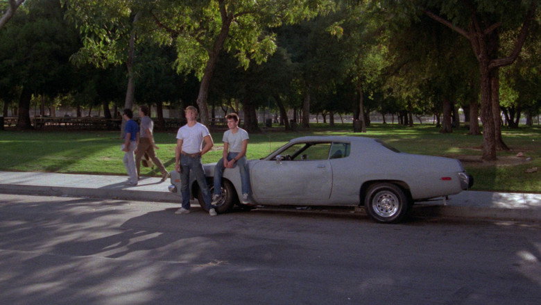 кадр из фильма Соседские мальчишки