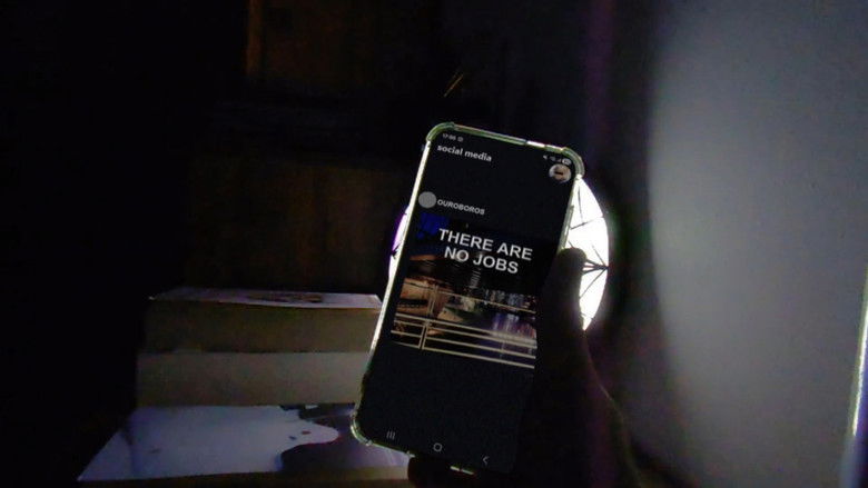 кадр из фильма Ouroboros