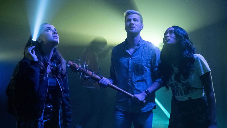 кадр из фильма Навстречу тьме 2: По барам