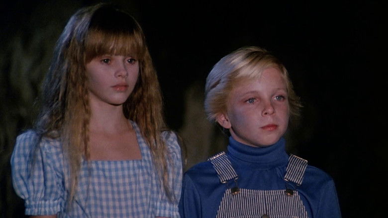 кадр из фильма The Forest