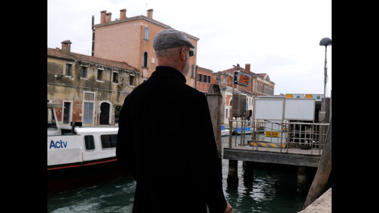 кадр из фильма Simon