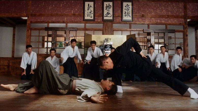 кадр из фильма Кулак легенды