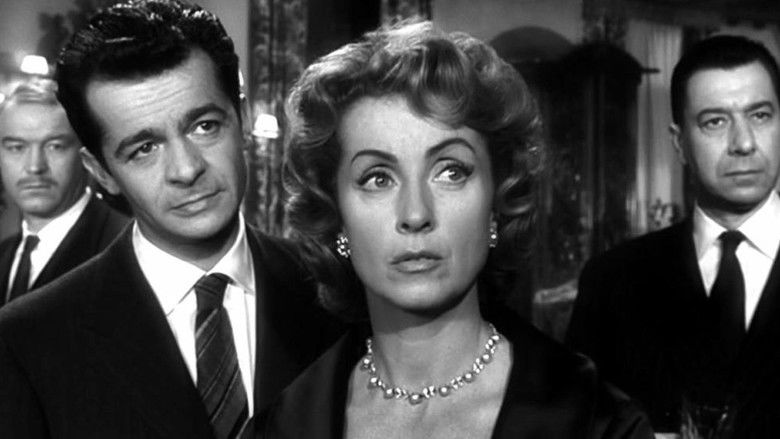 кадр из фильма Мари-Октябрь