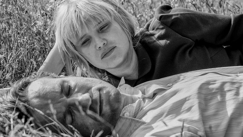 кадр из фильма Холодная война