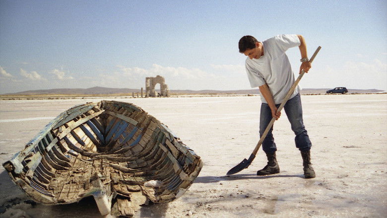 кадр из фильма Çamur