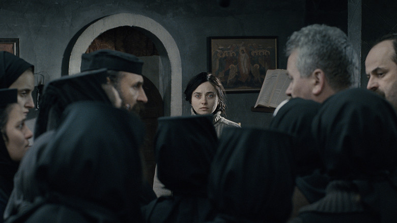 кадр из фильма За холмами