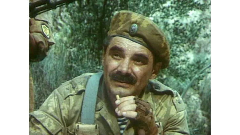 кадр из фильма Караван смерти