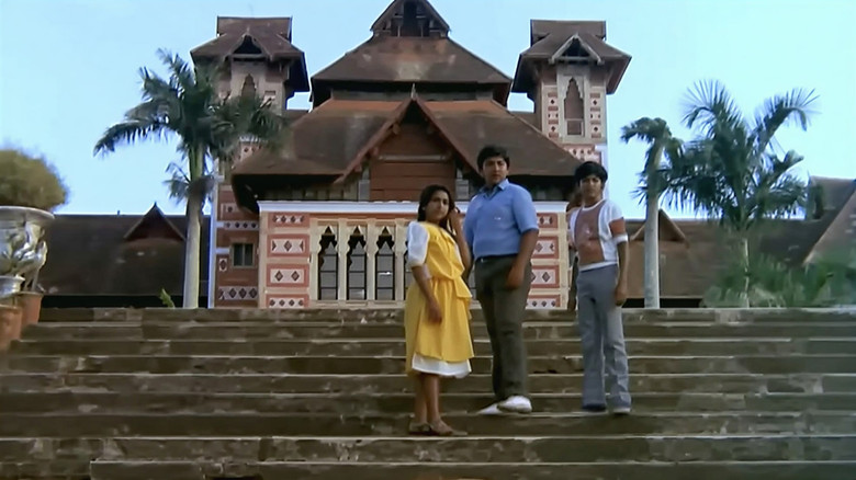 кадр из фильма മനു അങ്കിൾ