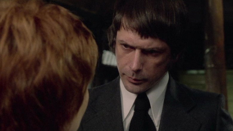 кадр из фильма Сумасшедшую – убить