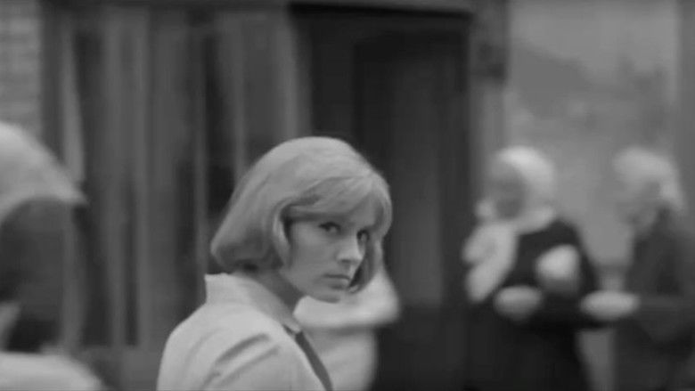 кадр из фильма Июльский дождь