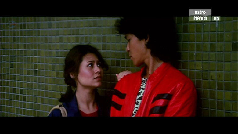 кадр из фильма Azura