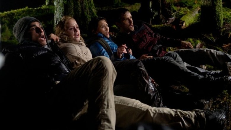 кадр из фильма Могильный Хэллоуин