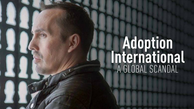 кадр из фильма Adoption internationale, un scandale planétaire