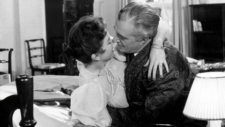 кадр из фильма Тайны алькова