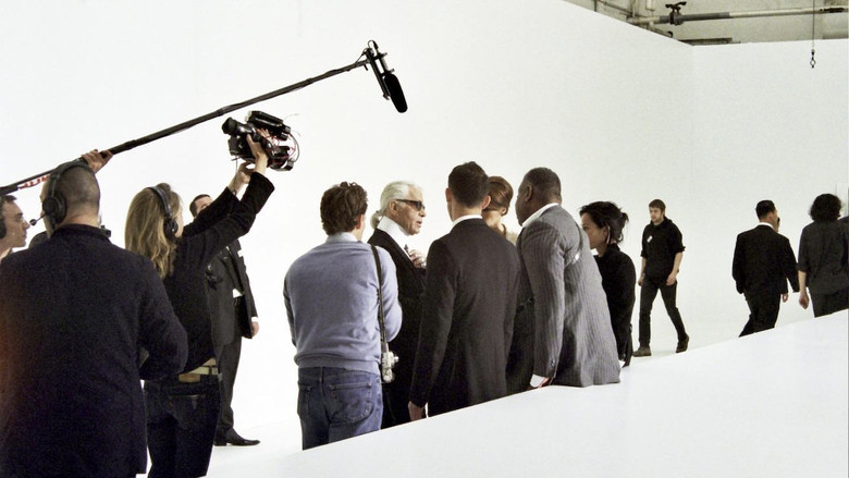 кадр из фильма Signé Chanel