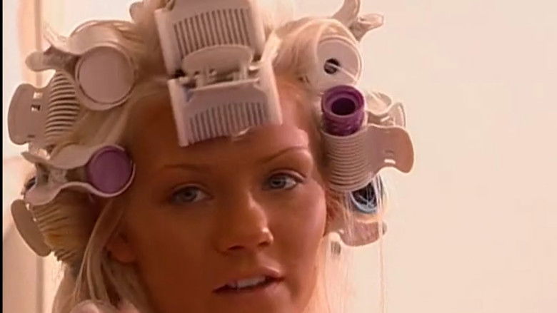 кадр из фильма Playboy: Inside the Playboy Mansion