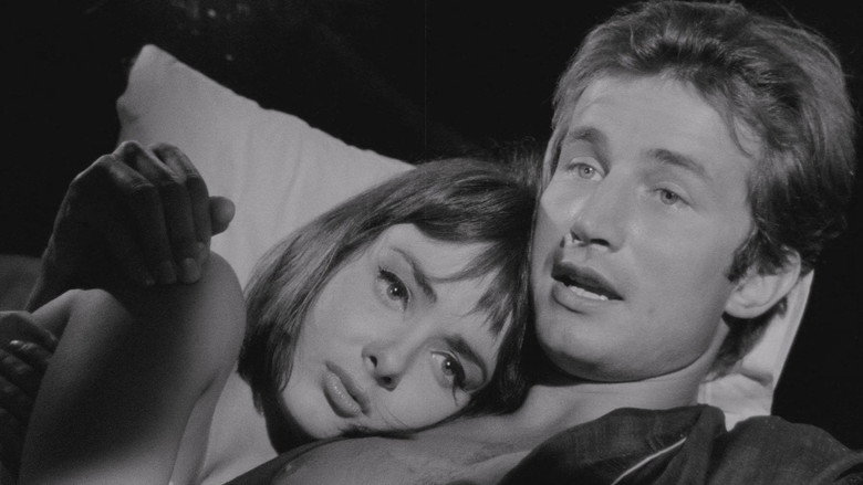 кадр из фильма Девушка не может остановиться