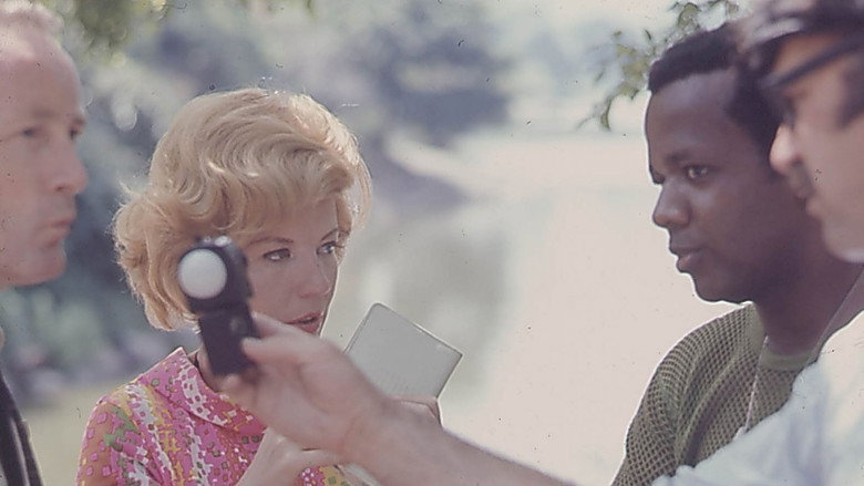 кадр из фильма Symbiopsychotaxiplasm: Take One