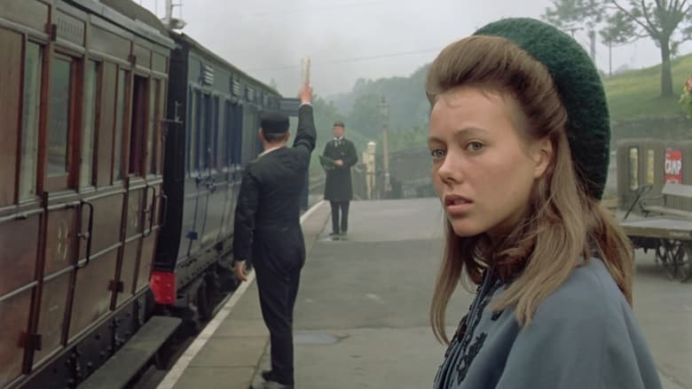 кадр из фильма The Railway Children