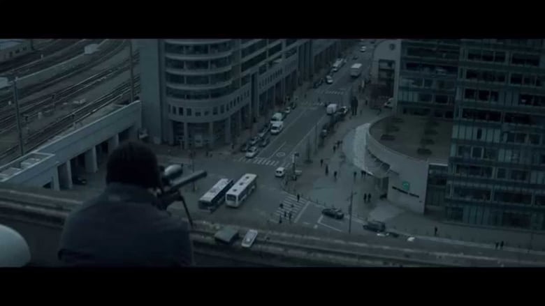 кадр из фильма Сопротивление воздуха