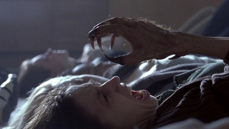 кадр из фильма Сестра оборотня