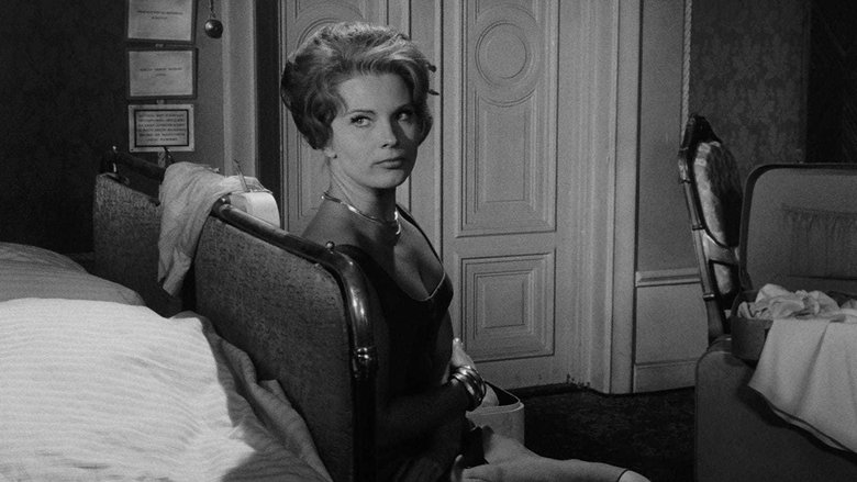 кадр из фильма Молчание