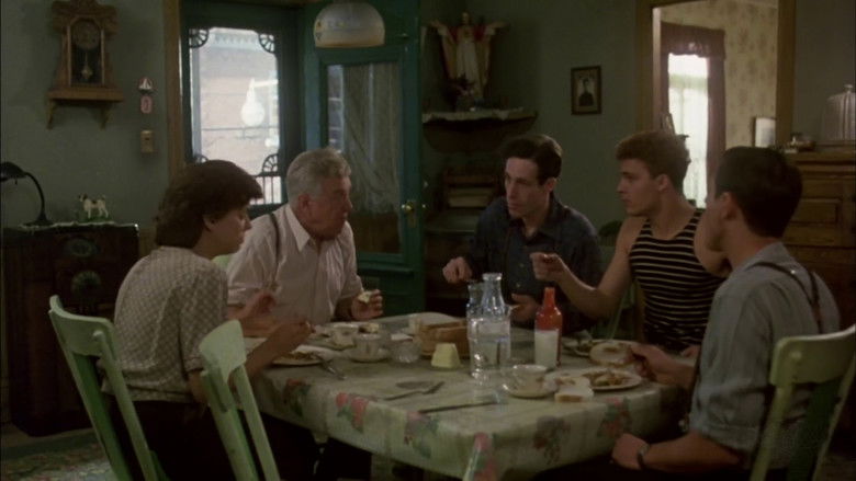 кадр из фильма Les Plouffe