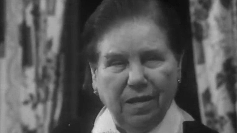 кадр из фильма Председатель Малинина