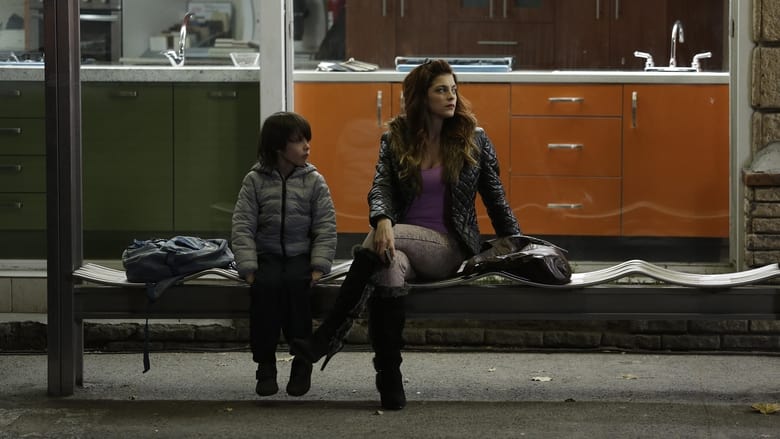 кадр из фильма Темная весна