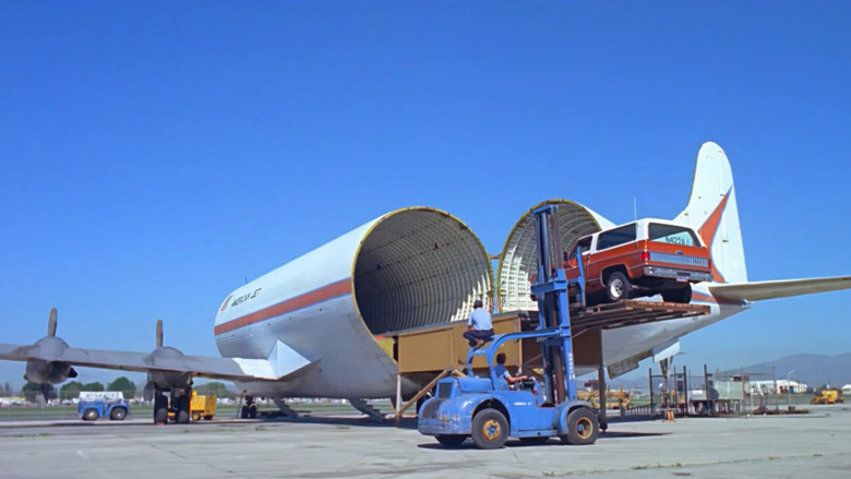 кадр из фильма Гонки «Пушечное ядро»