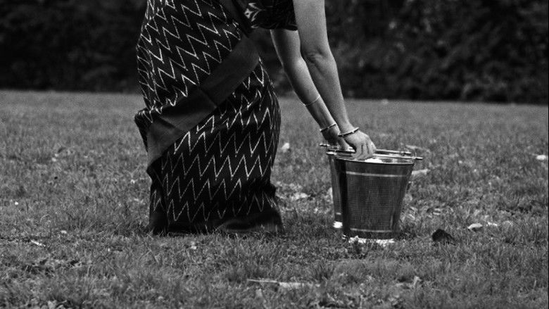 кадр из фильма கீதை