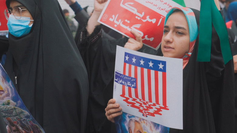 кадр из фильма Nous, Jeunesse(s) d'Iran