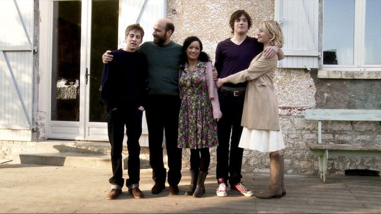 кадр из фильма Сексуальные хроники французской семьи